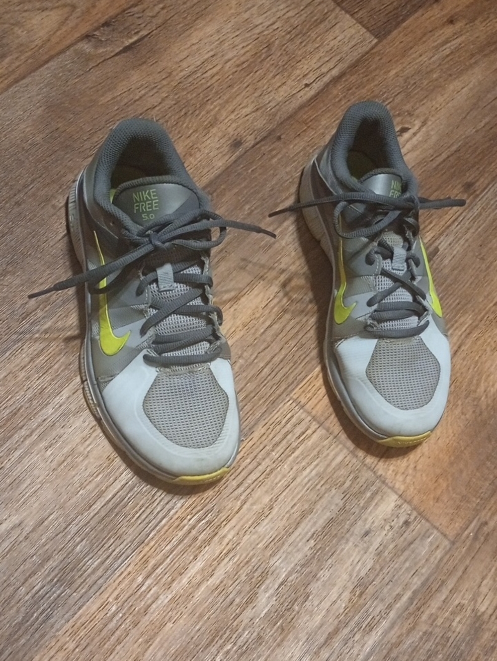 Nike Free Trainer 4.0 Kids Gray Sneakers with Neon Yellow Swoosh